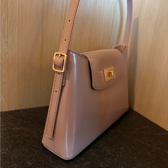 J. Crew Edie Shoulder Bag in Italian Leather - Picture 4 of 6